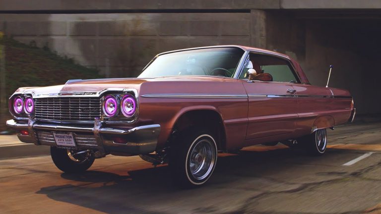 Majestics Car Club President's '64 Impala LOWRIDER